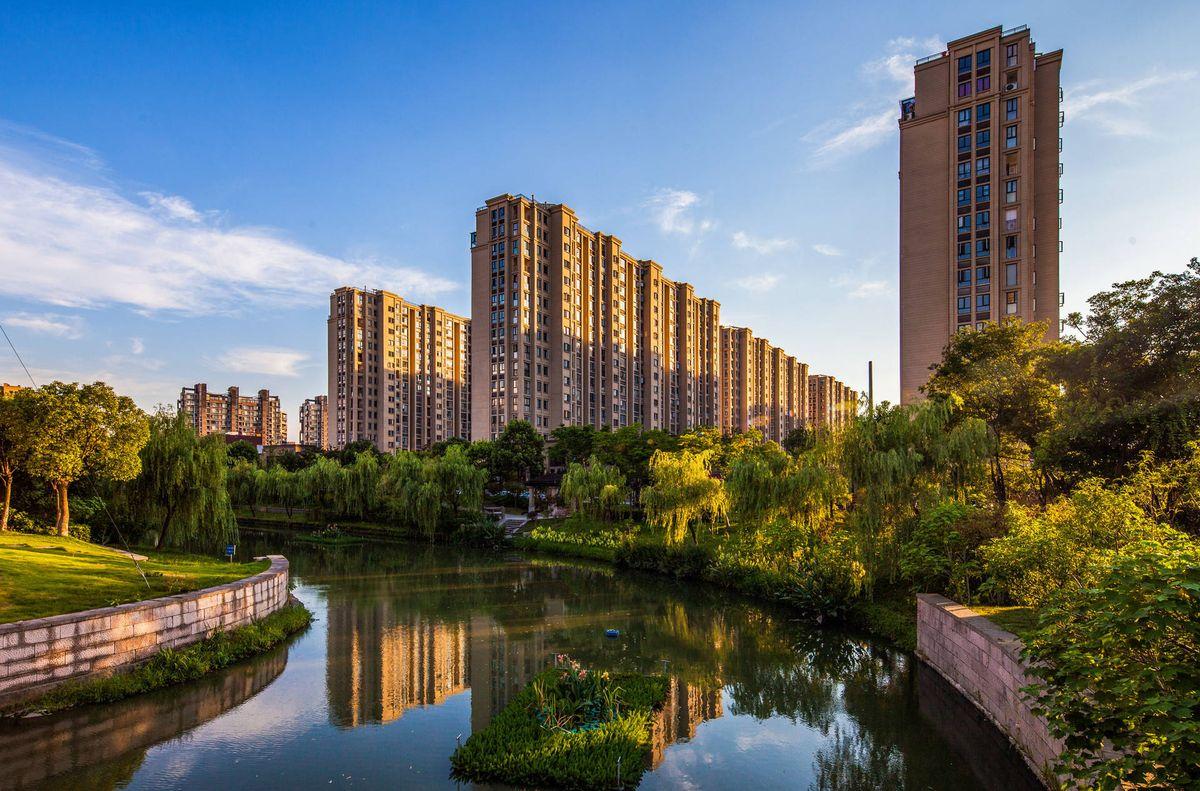 拉动内需谁最强？中国房地产迎来新赛道：居住低密度化。

9月11日，湖南省政府门