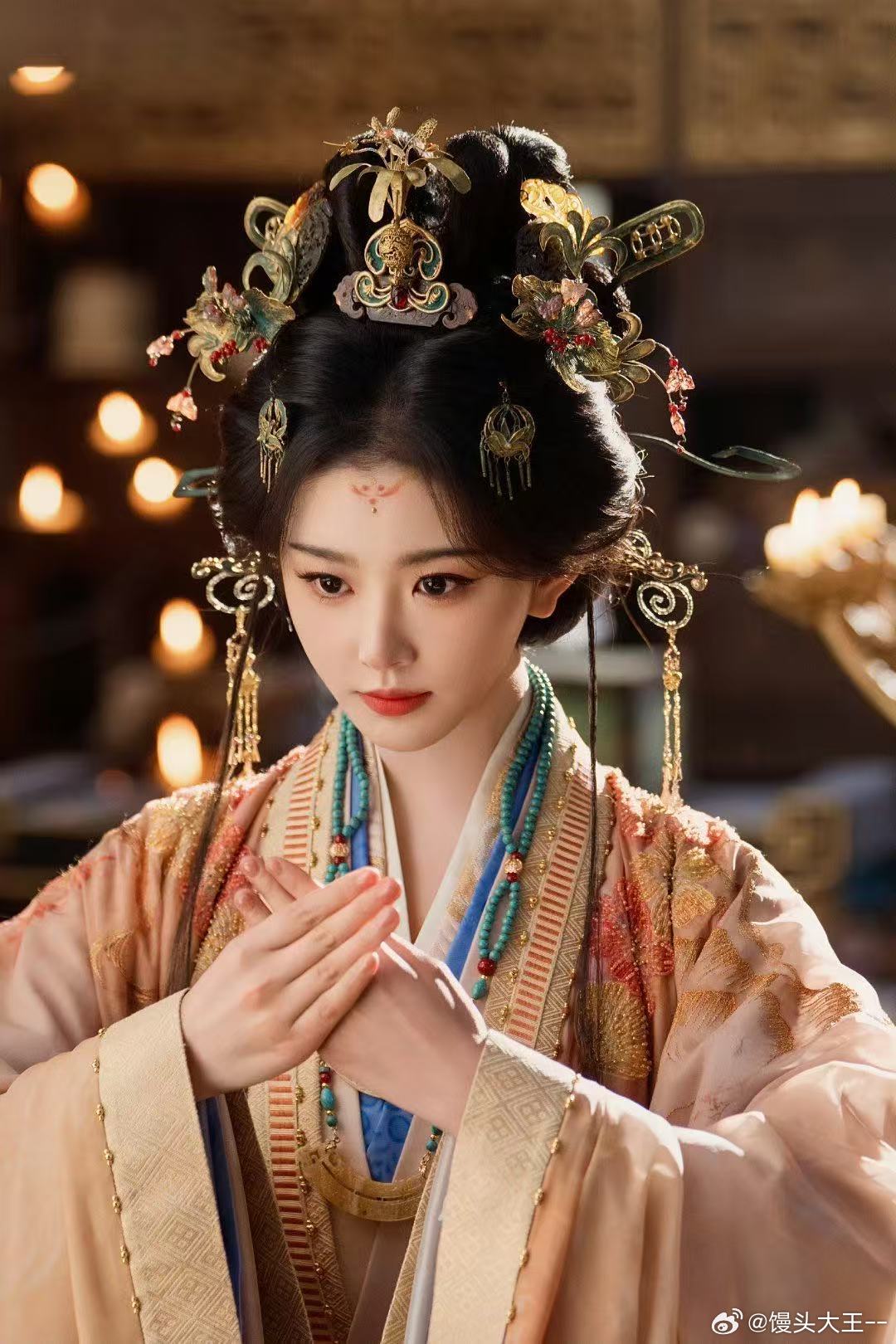 孔雪儿别笑了有人来治你了孔雪儿将门独后最新路透 被孔雪儿的古装造型戳中，沈玥这垂