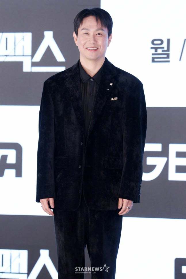 朱智勋河智苑林珍娜吴政世 出席ENA新月火剧韩剧权欲之巅 制作发布会。该剧讲述为