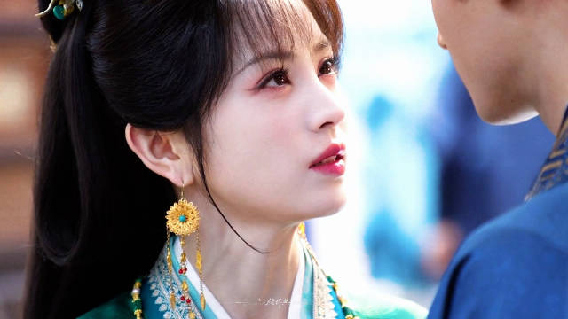 台词也太爽了，恶女感完全信手拈来！[捂嘴哭]

#嫁金钗开播##田曦薇魏娆#