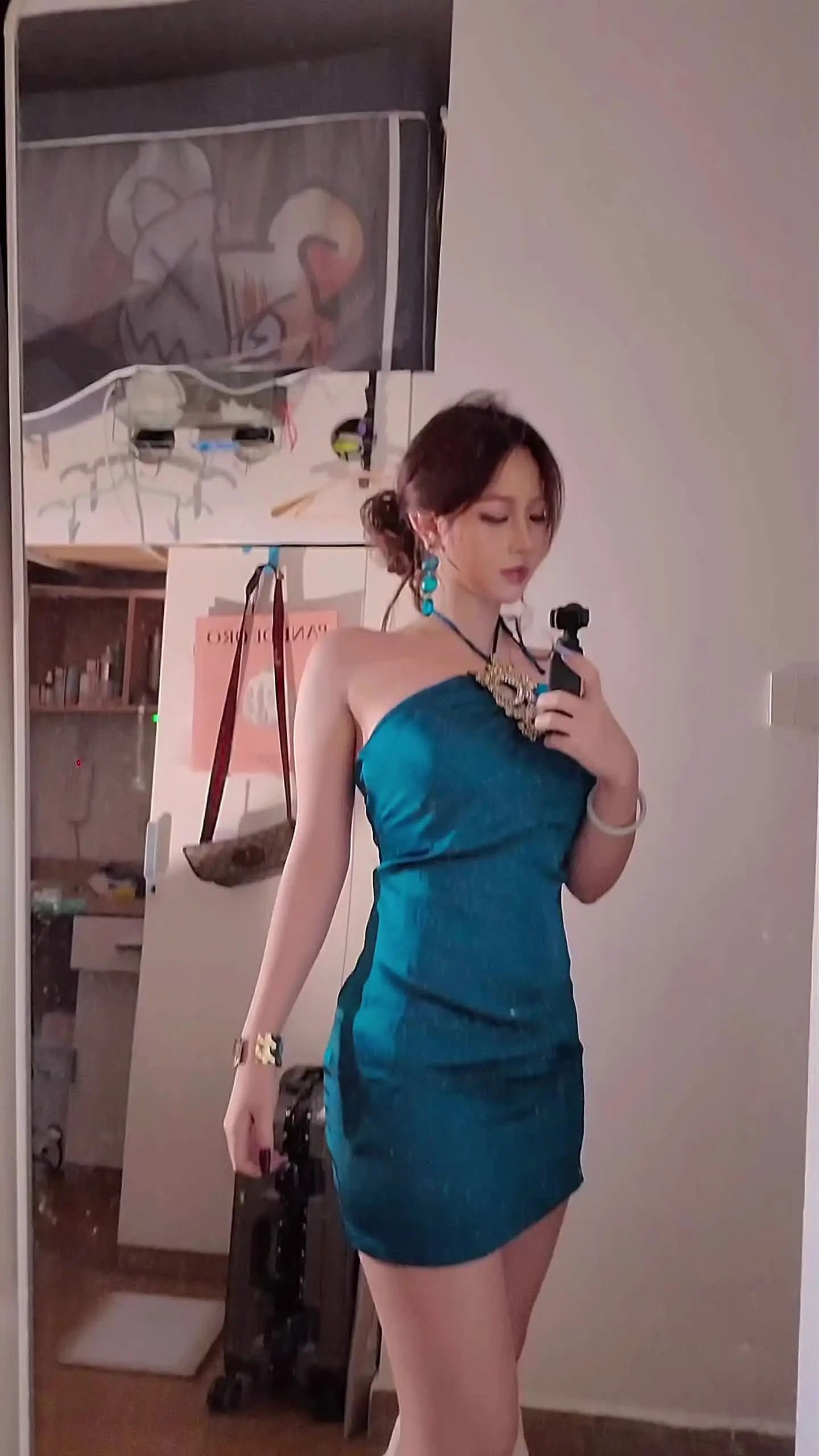 你以为自己跨年 没人陪 其实你一直都没有人陪 只不过刚好那天是跨年