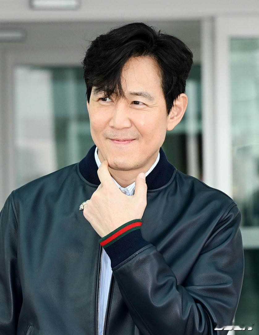 李政宰现身机场启程飞意大利佛罗伦萨将出席GUCCI  2026早春度假大秀，叔真