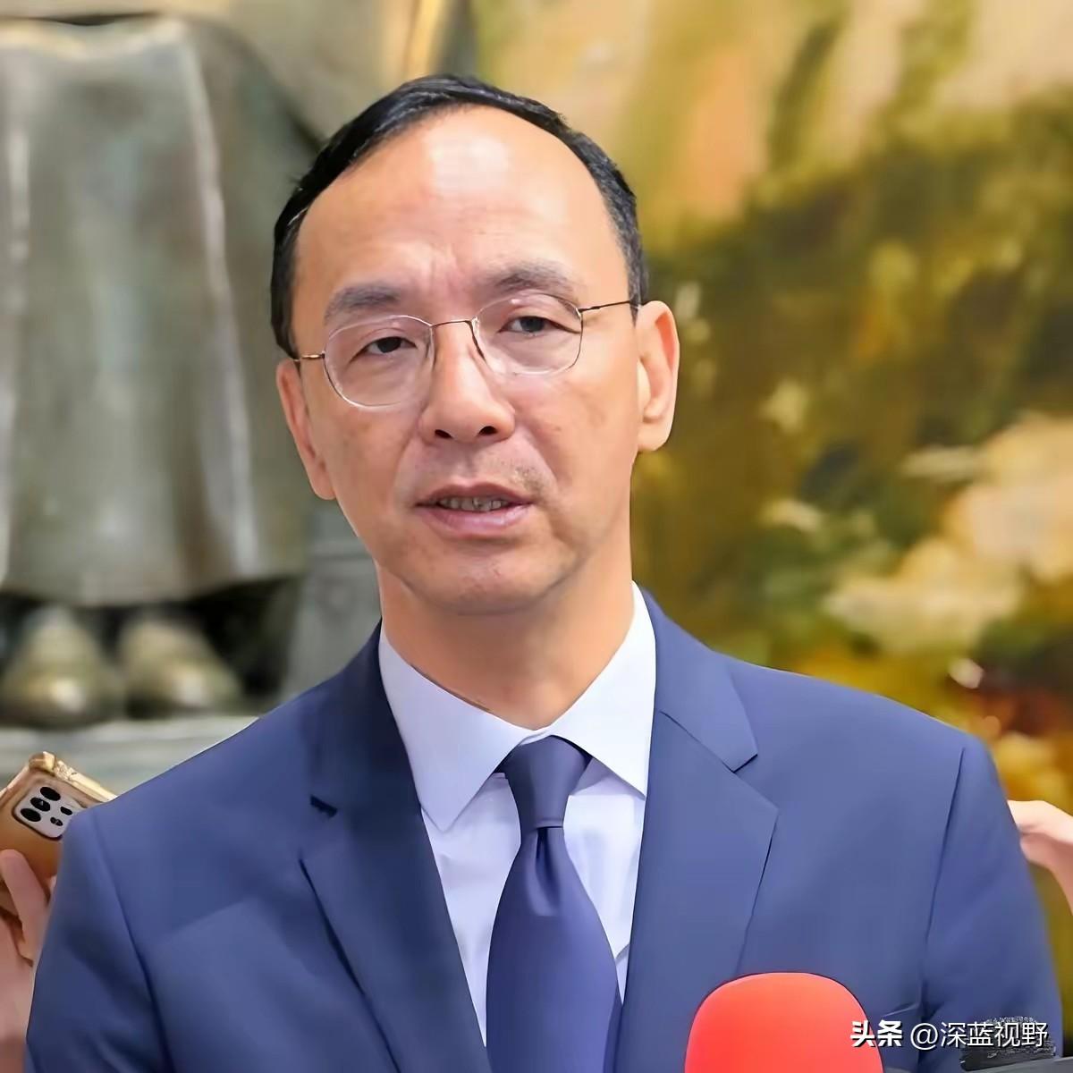 朱立伦现身了！面对台北市的选情，10月15日，朱立伦在接受采访时表示，我觉得蒋市