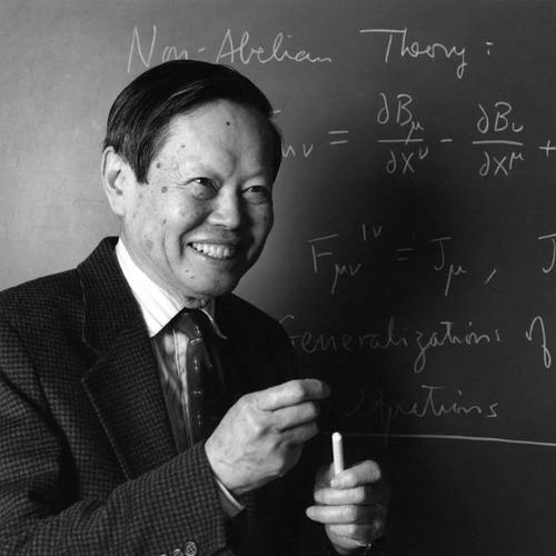 不止杨振宁！一门三杰太硬核，父亲是华罗庚恩师，弟弟比肩袁隆平
提起杨振宁先生，无