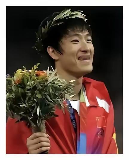 刘翔，这十年班都干啥了？

刘翔话题没热搜，他自己就找了一个热搜。

刘翔发了微