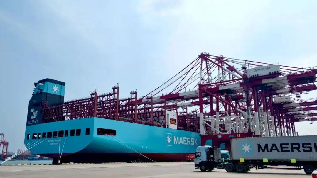 中方发出最后通牒，警告马士基和地中海航运，立即结束巴拿马港口运营！
 
四月十五