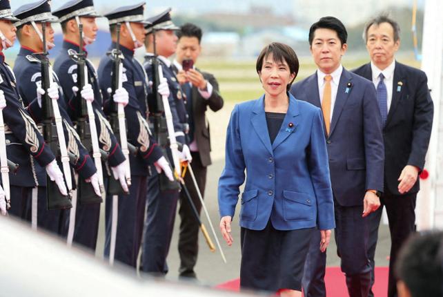 日本通告全球，不会收回涉台言论，中方划下落弹区，禁航72小时

日本外相茂木敏充