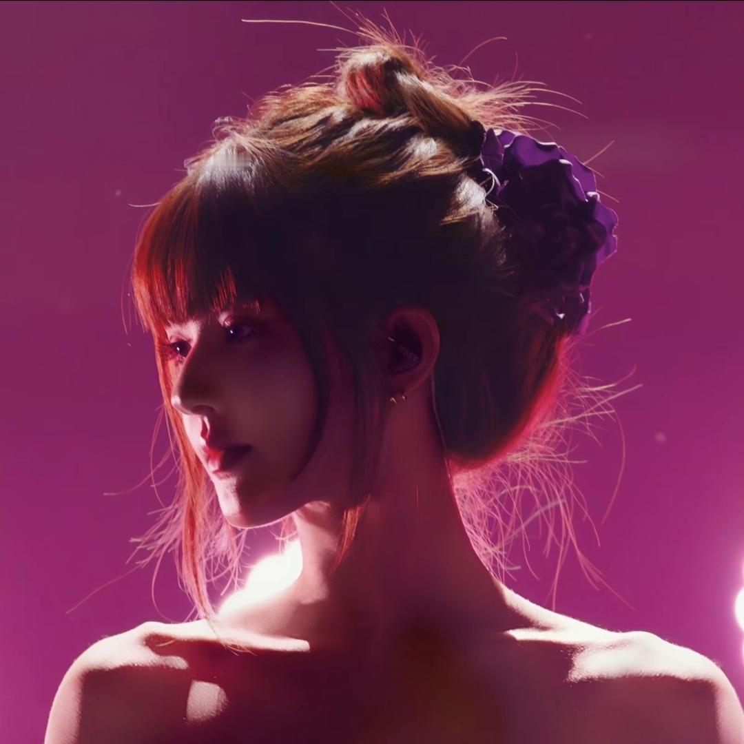 赵露思 💜❤️ 