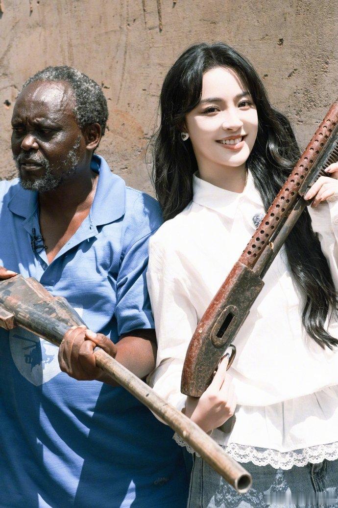 李莎旻子探索非洲好莱坞一群有着功夫梦的硬核电影人，自愿组团学习中国功夫的孩子，百