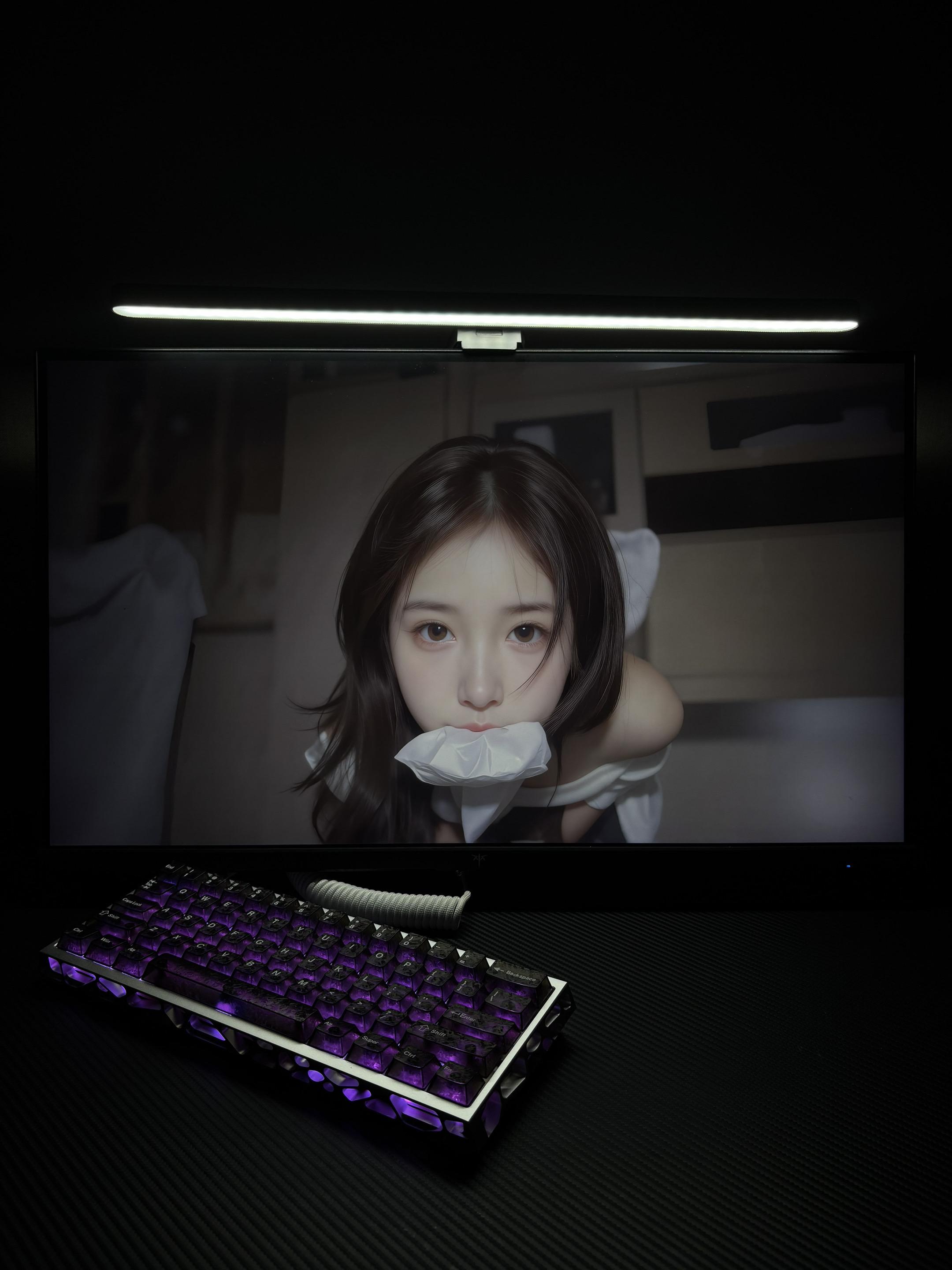 fps玩家桌面 电脑拍照 你的电竞女友