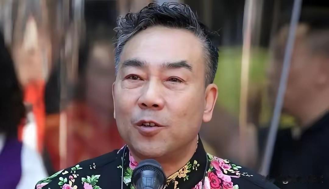 信不信由你，钱是最能检测人性的东西。而心穷又是很多人无法摆脱的精神枷锁。

今天