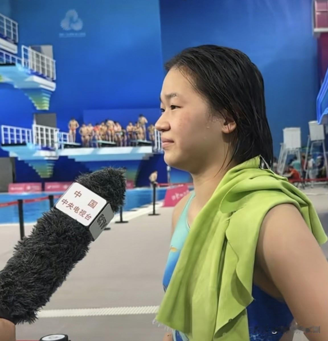 人有时候会很奇怪，
喜欢就是喜欢，没有其他原因。
全红婵和搭档在女子双人跳水项目