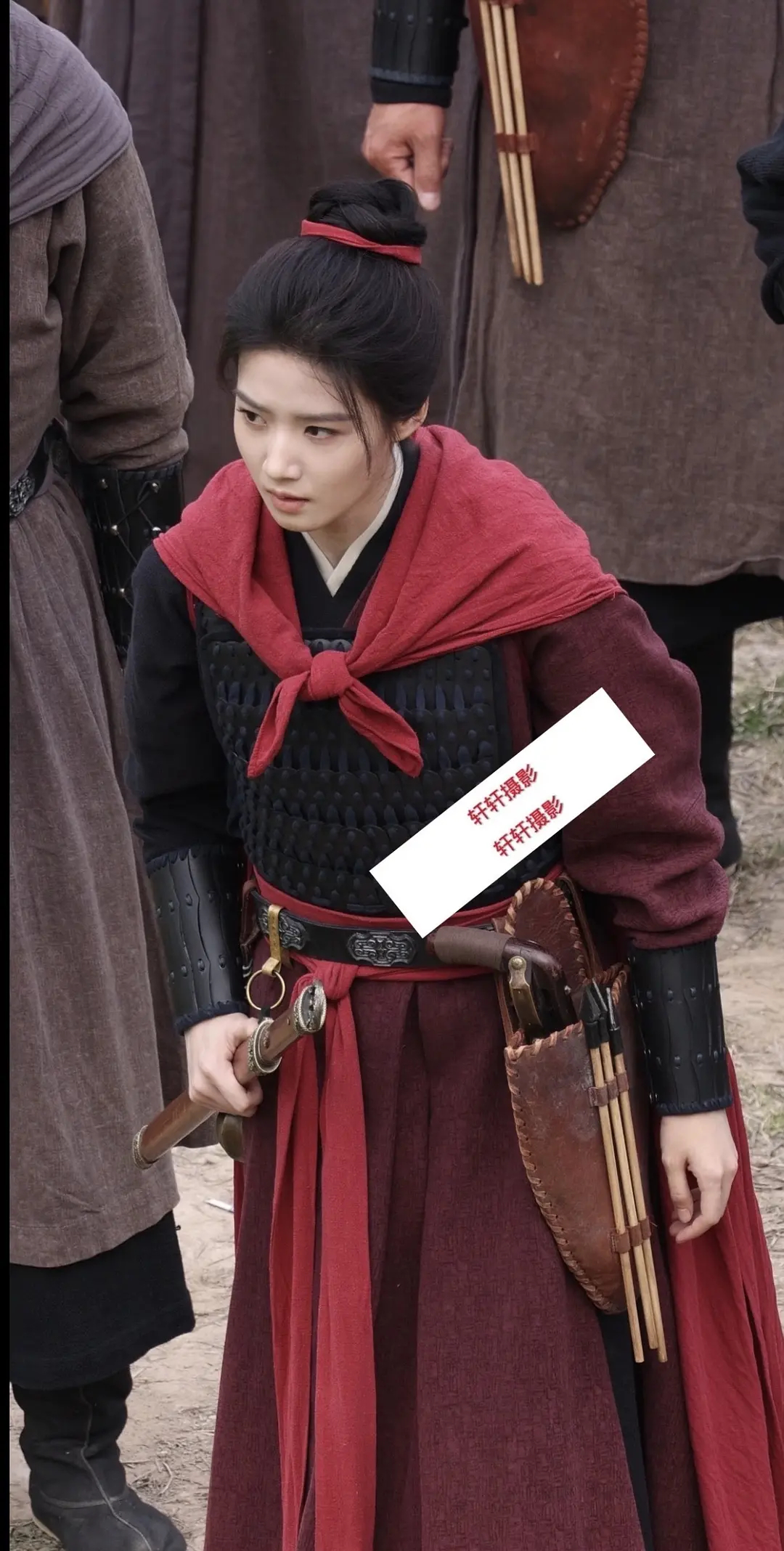 何不同舟渡 卢昱晓女兵造型怎么样 