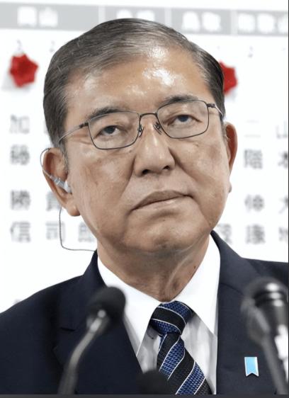 就在刚刚
 
日本首相宣布了
 
8月4日，日本首相石破茂在国会答辩时抛出一颗“