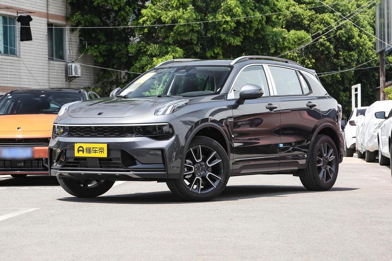 【领克新车】近日，我们获悉到领克旗下的紧凑级SUV-领克01将在4月11日发布2