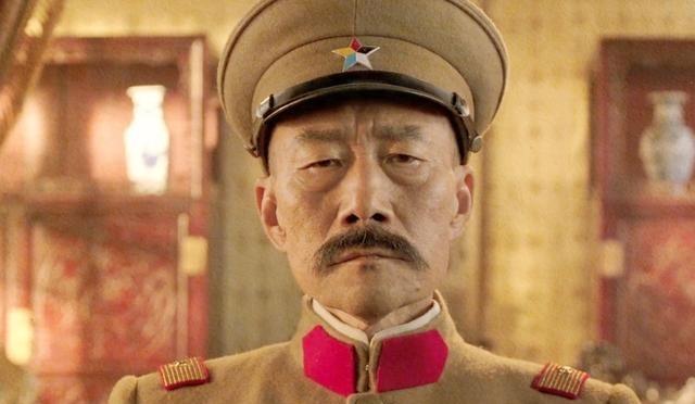 1990年，导演请李雪健主演焦裕禄。不料，焦裕禄的妻子得知后，立马摆了摆手，连连