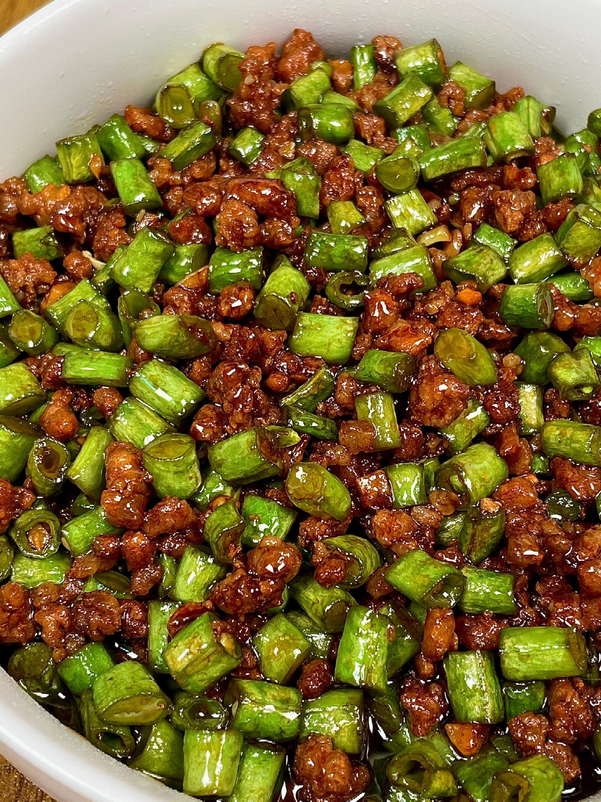 肉沫豆角！嘎嘎好吃！又是一道下饭神器！米饭蒸熟了都不够吃！喜欢的家人们赶紧去试试