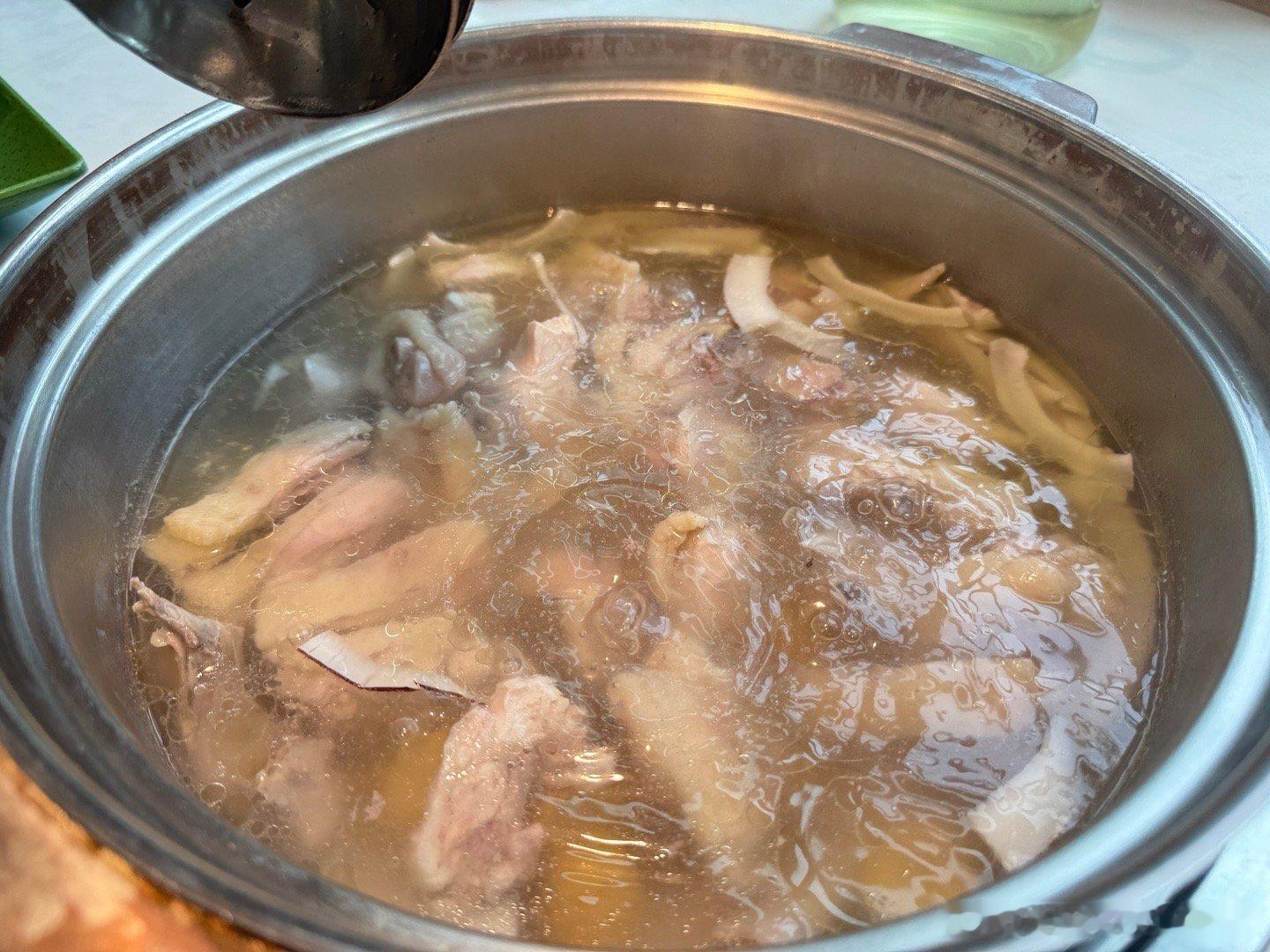 岑先生  椰子鸡 （
