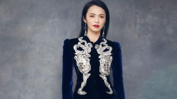 你知道吗？4月21日，演员姚晨为深圳救护车改道致患者离世事件发声，引发广泛关注。