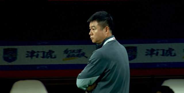 1-0，津门虎送铁人6轮不胜，同积25分热菲尼奥浪费机会保级乱套了
