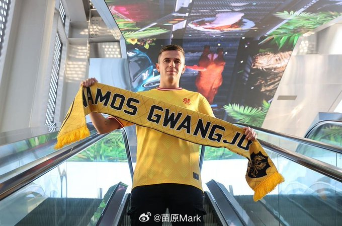 阿萨尼可能回不去伊朗踢球了，现在人在土耳其，正在跟韩国球队聊，夏窗其实中超球队真