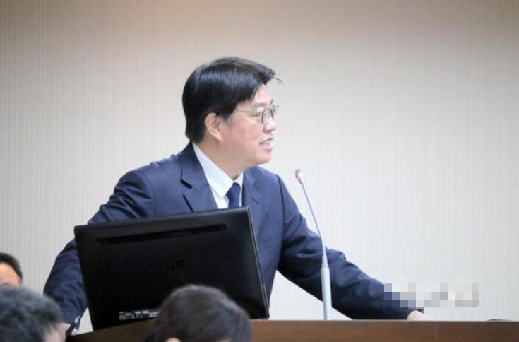 台“立法院”惊现“罕见一幕”：民进党自己人闹场自己人，台下“立委”高喊“台湾中国