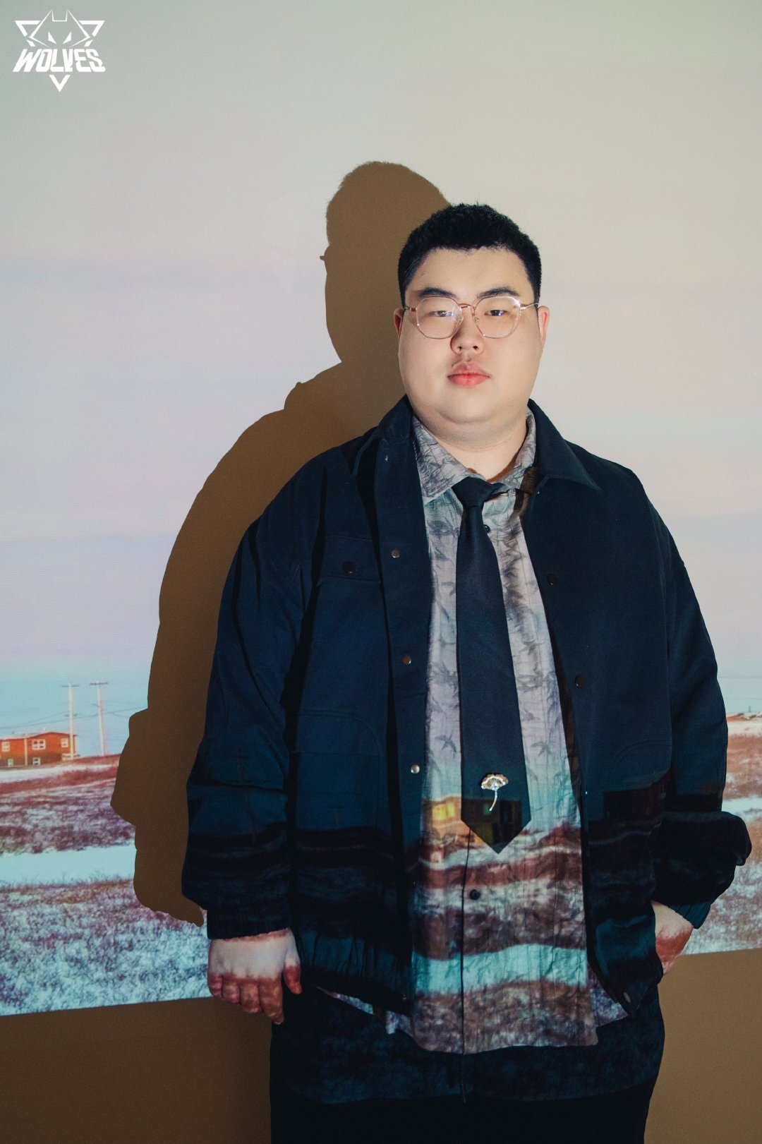 王者农药重庆狼队打野小胖新造型曝光[春游家族] 