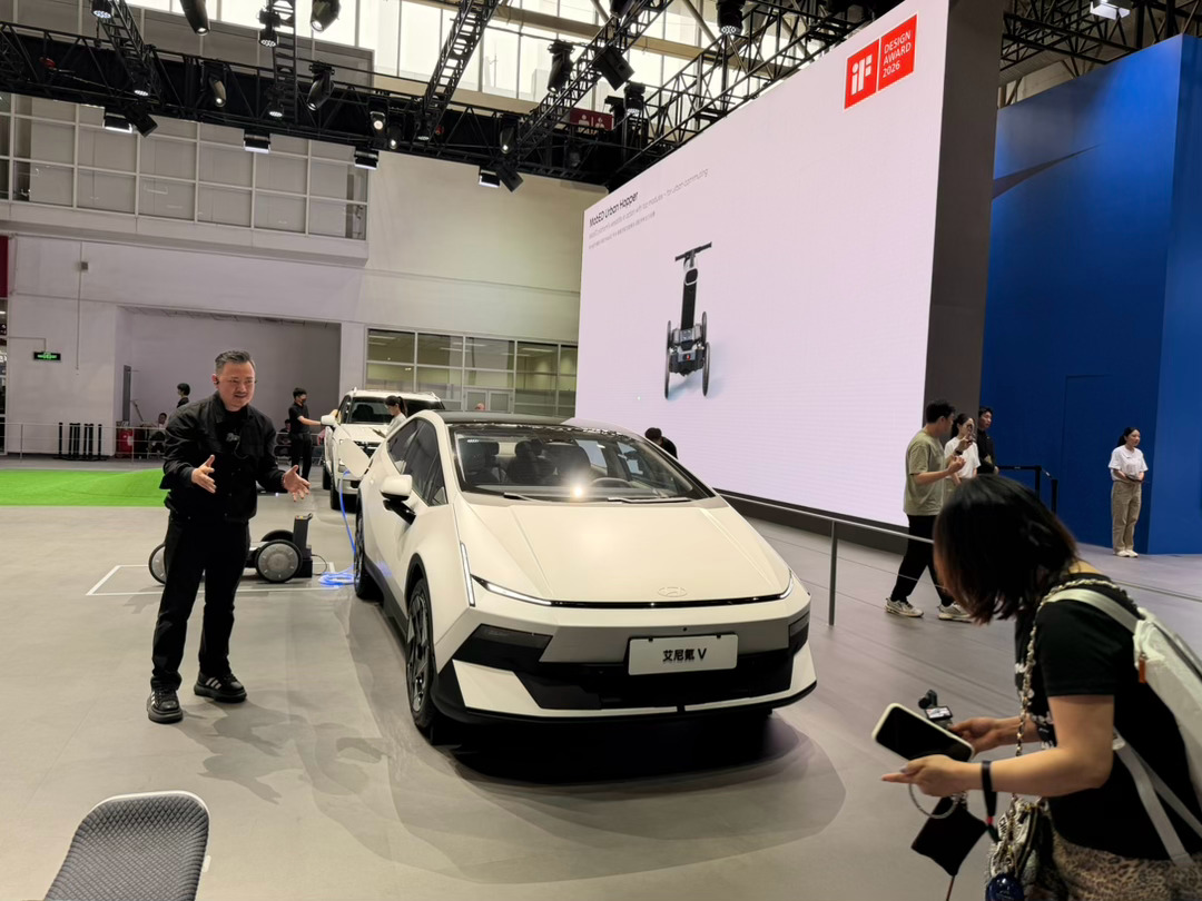 遗憾买不到普锐斯，本田0系列轿车的朋友们，ioniq v满足你们，现代这个设计真