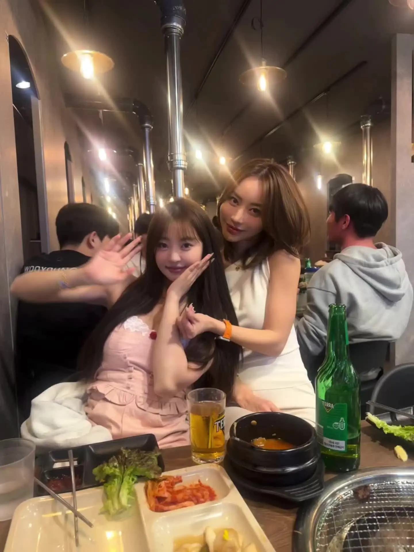 姐妹碰头万事不愁 在首尔见第一面就喝多啦哈哈哈好久没见姐姐太开心💗