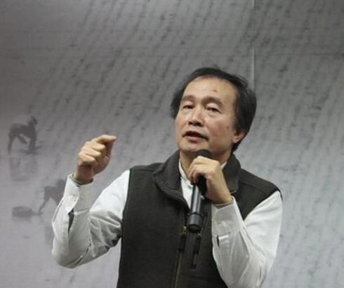 台湾作家杨渡撰文提出核心命题：台湾人究竟要为何而战？他结合台湾历史判断，受特殊历