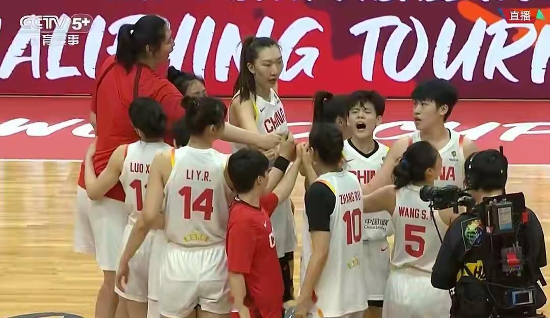 3月17日女篮世预赛收官，中国女篮83-71击败巴西，以4胜1负晋级世界杯正赛。