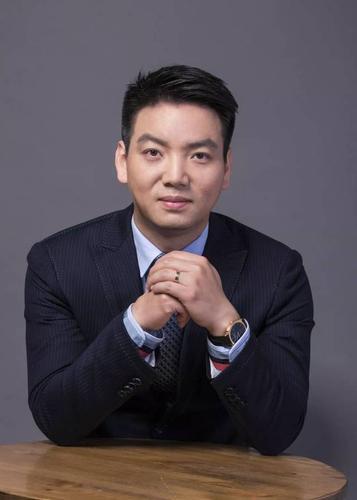 退休金水平，和缴费年限、缴费基数直接挂钩，也侧面反映过往的从业背景。
1、120