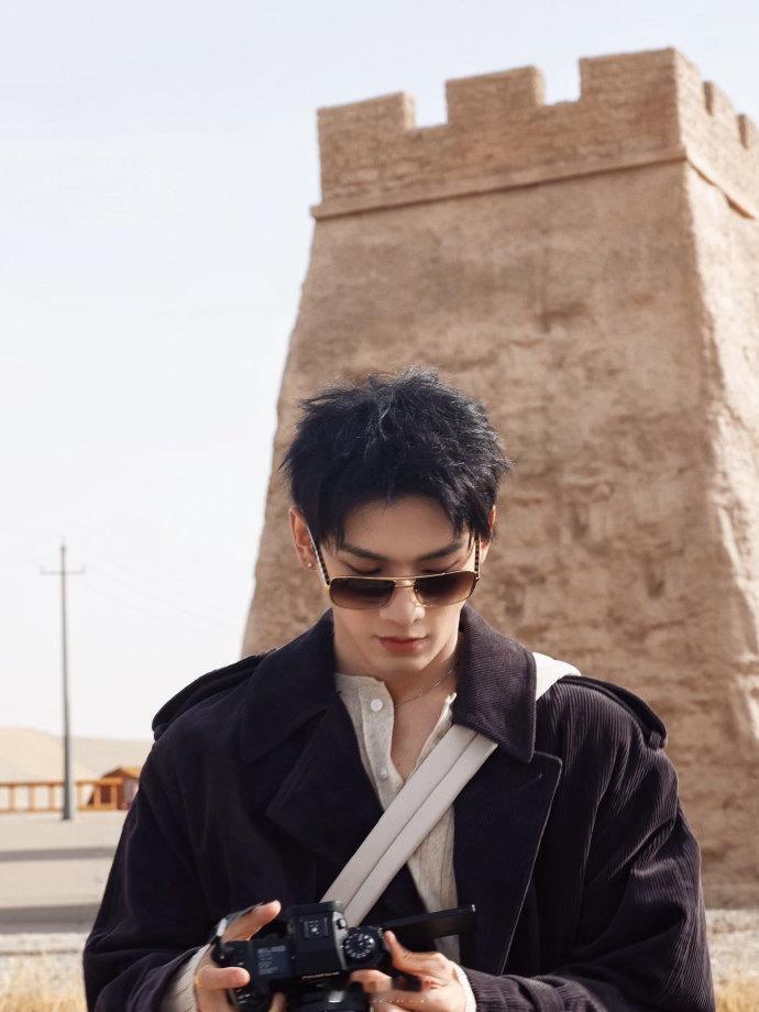 奔赴酒泉敦煌赴一场丝路之约 姚琛和不莱玫的这次远行，不是普通意义上的旅行。是在丝