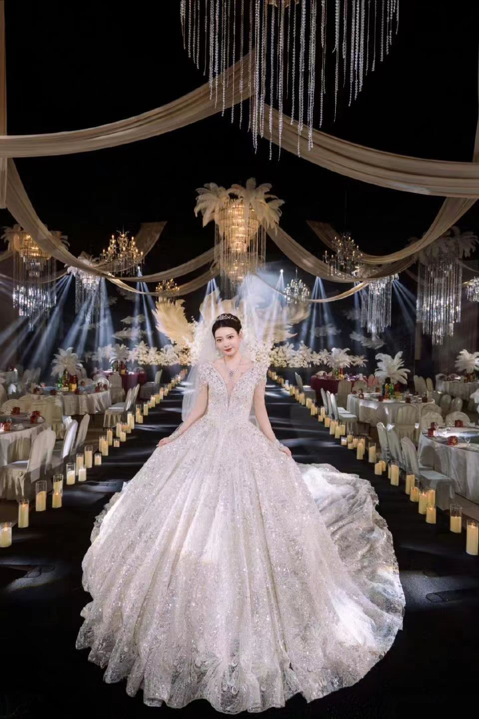 雅辰共喜，这波我直接嗑晕！刘雨辰黄雅琼衢州婚礼 回女方家乡办宴也太甜，雨辰还猛夸