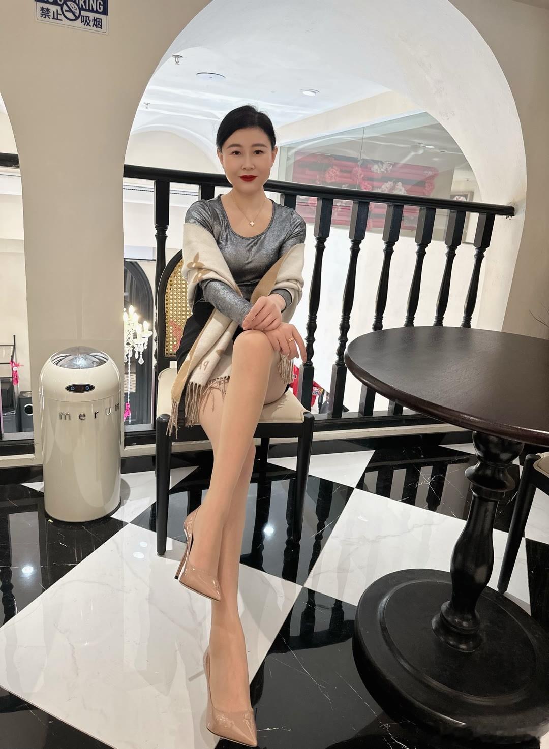 小圆脸阿姨 ​​​
