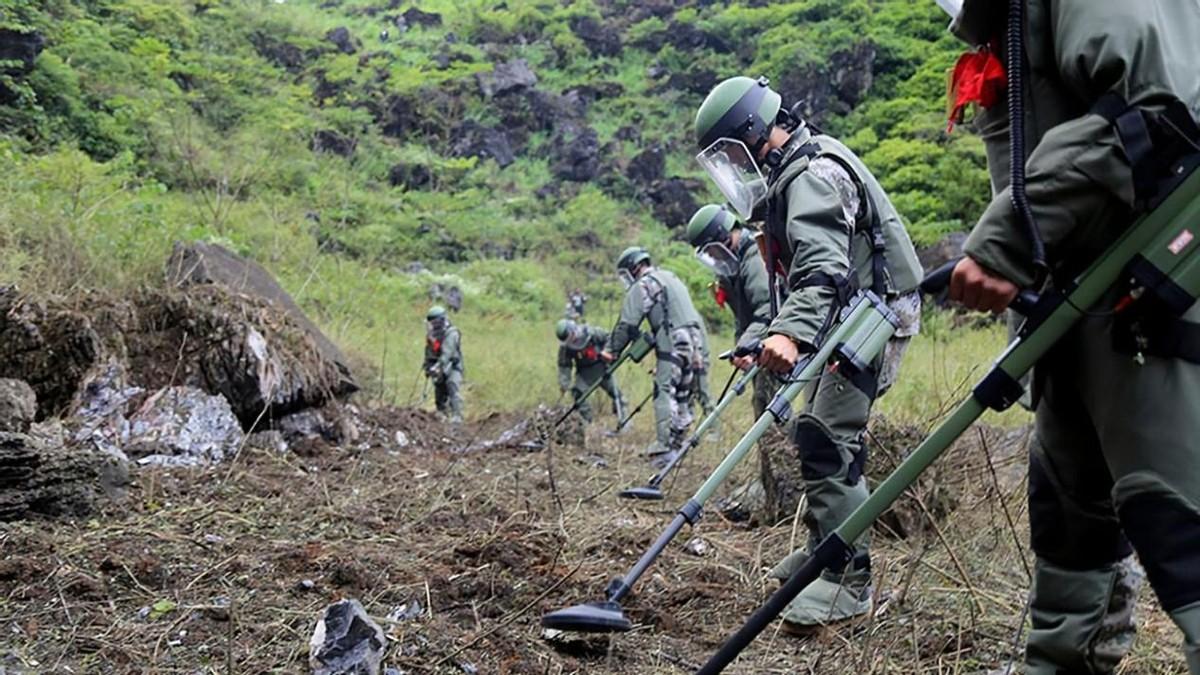 中越边境冲突持续了将近十年，许多地雷至今没有被发现，越南每年都有工兵被炸死，国家