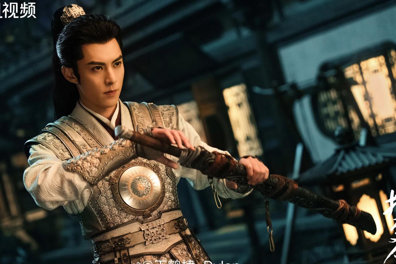 1.迪丽热巴非常讨厌那种斤斤计较的男生。
2.王鹤棣《大奉打更人》今日平台站内预