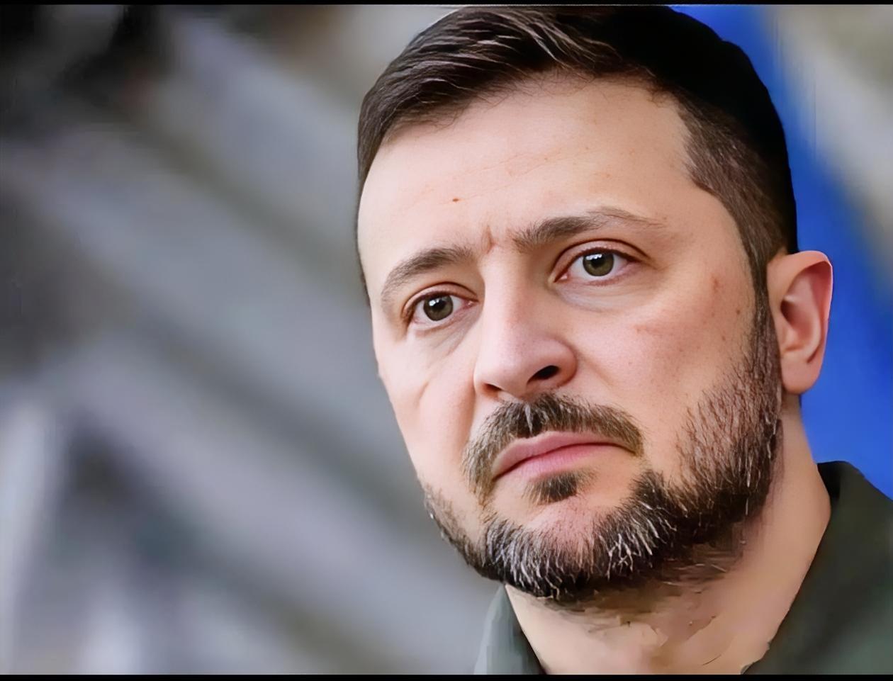 泽连斯基12月26日这步棋，看得我直摇头。

张口就要俄总统停火60天，换一个所