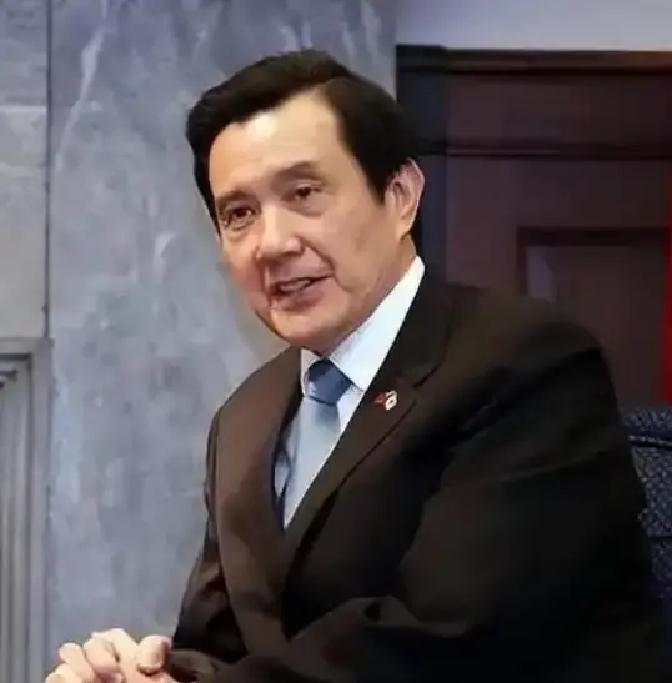 北京，围绕2026年台海议题的讨论又热了起来，马英九、朱立伦、洪秀柱这三个名字被