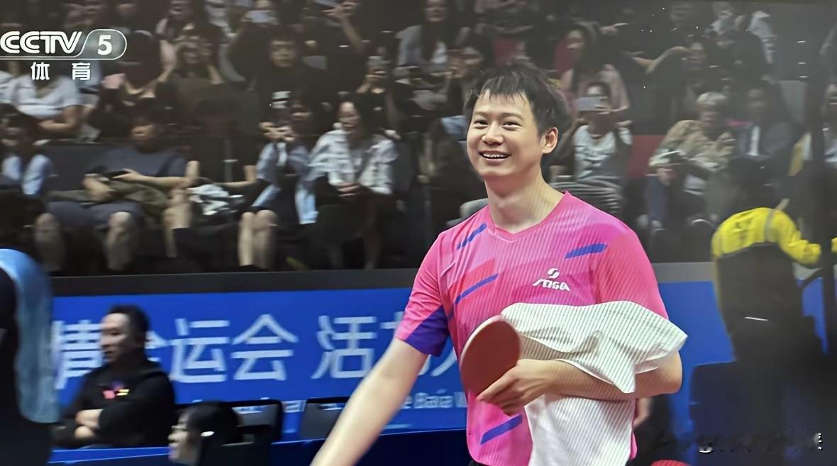周雨0:4不敌樊振东，止步全运会32强。众多网友一起支招，也是难赢樊振东一局，周