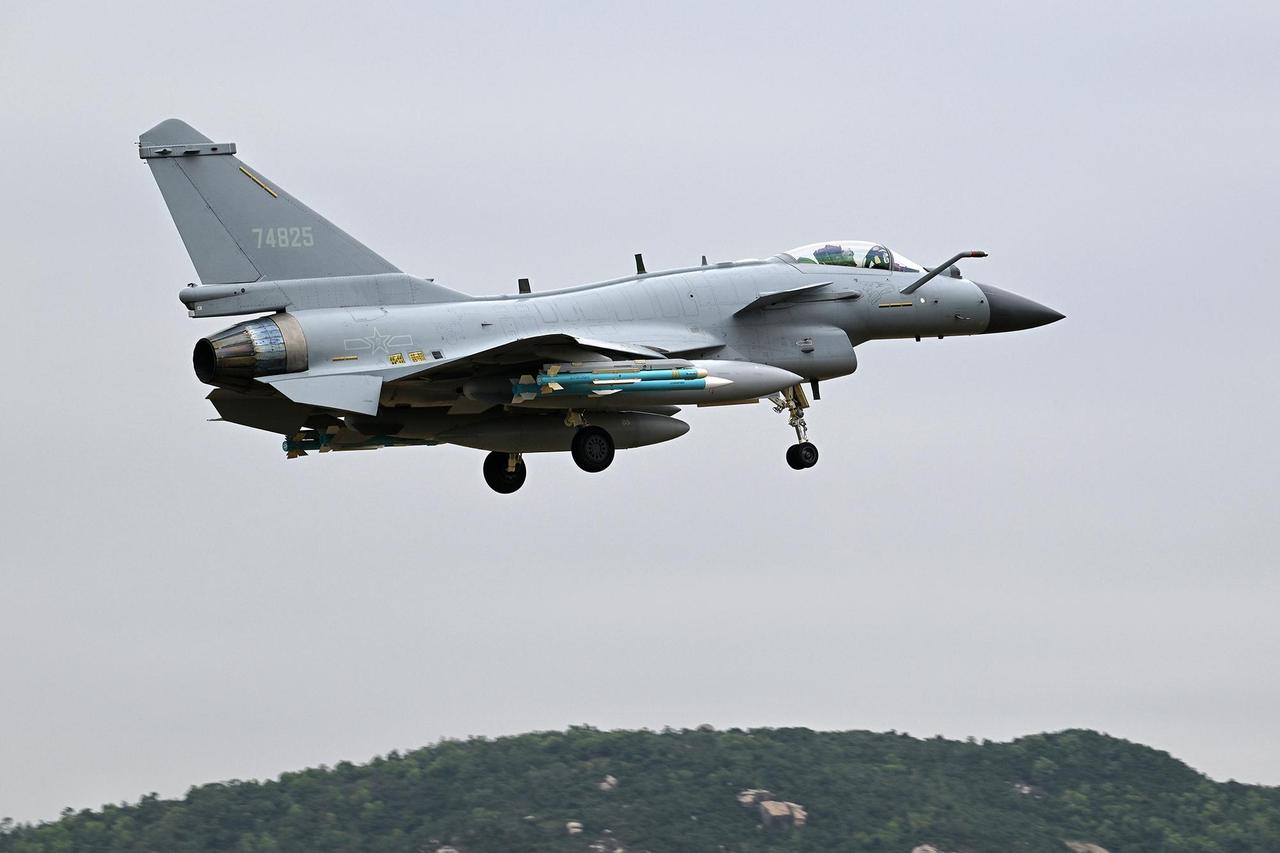 美国已经不是当年的美国，越南也不是当年的越南，但越南的武器真是当年的武器，越南的