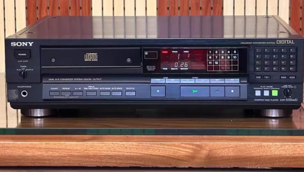 二手索尼CDP-555ESD卖2000-3000元，烧友圈公认性价比到底高不高？