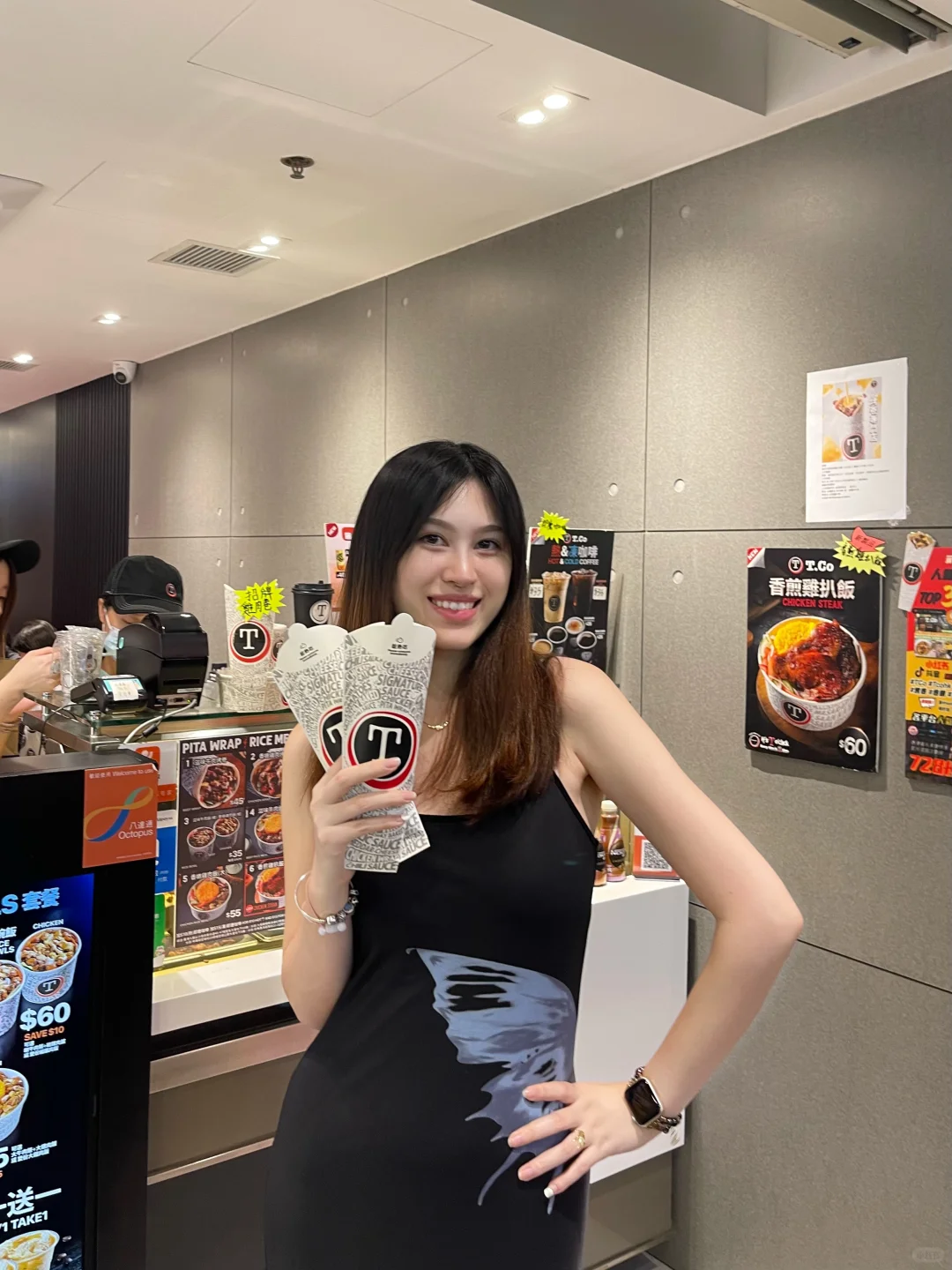 是谁还没吃过旺角30hkd的菲律宾烤卷😭