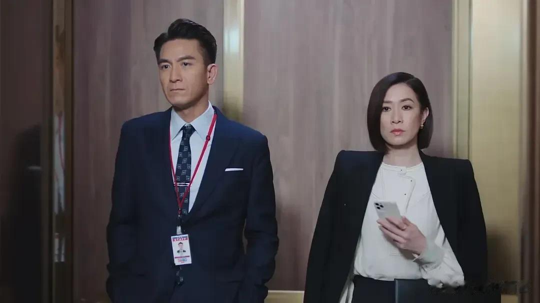 有人说《新闻女王》中没“好人”，在这部职场剧里的确没有传统意义上“从不利己专门利