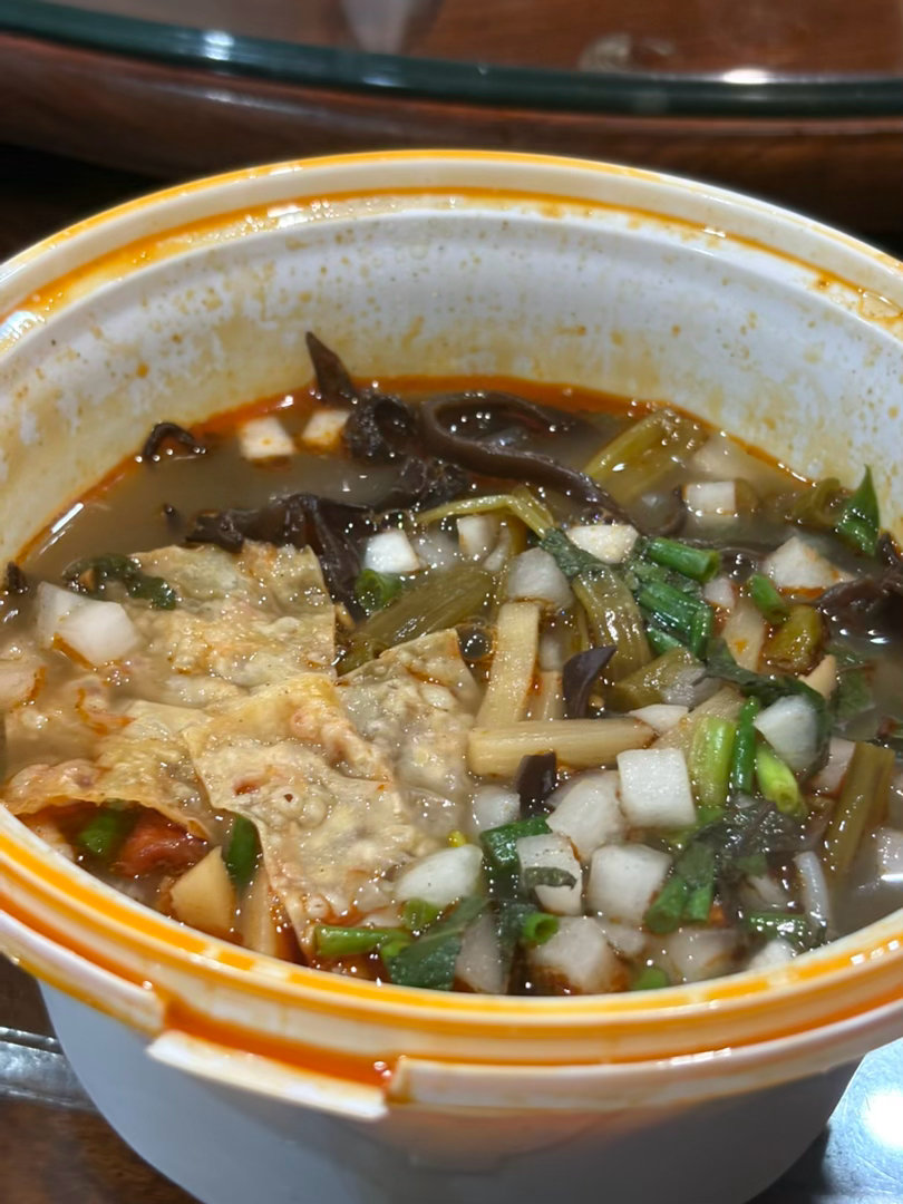 今天也是吃上晚饭了平常都睡过去了 