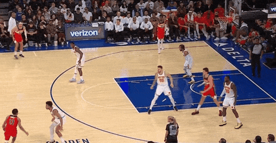 太猛了！普尔三节19中10，砍下41分
今天NBA季前赛奇才客场迎战尼克斯的比赛