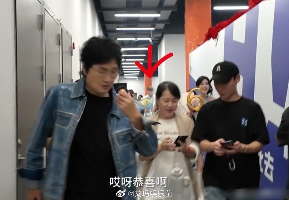孙楠打码田栩宁孙楠的vlog里面只给他打了码，引发田粉不悦[允悲] ​​​