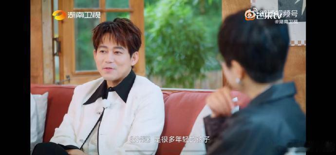 苏醒[超话]苏醒喜欢自己的所有作品湖南卫视背后 苏醒的通透在于：渴望爆款是野心，