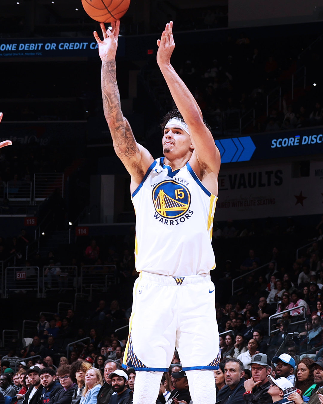 桑托斯18分，4篮板，4助攻，1抢断。勇士战胜奇才