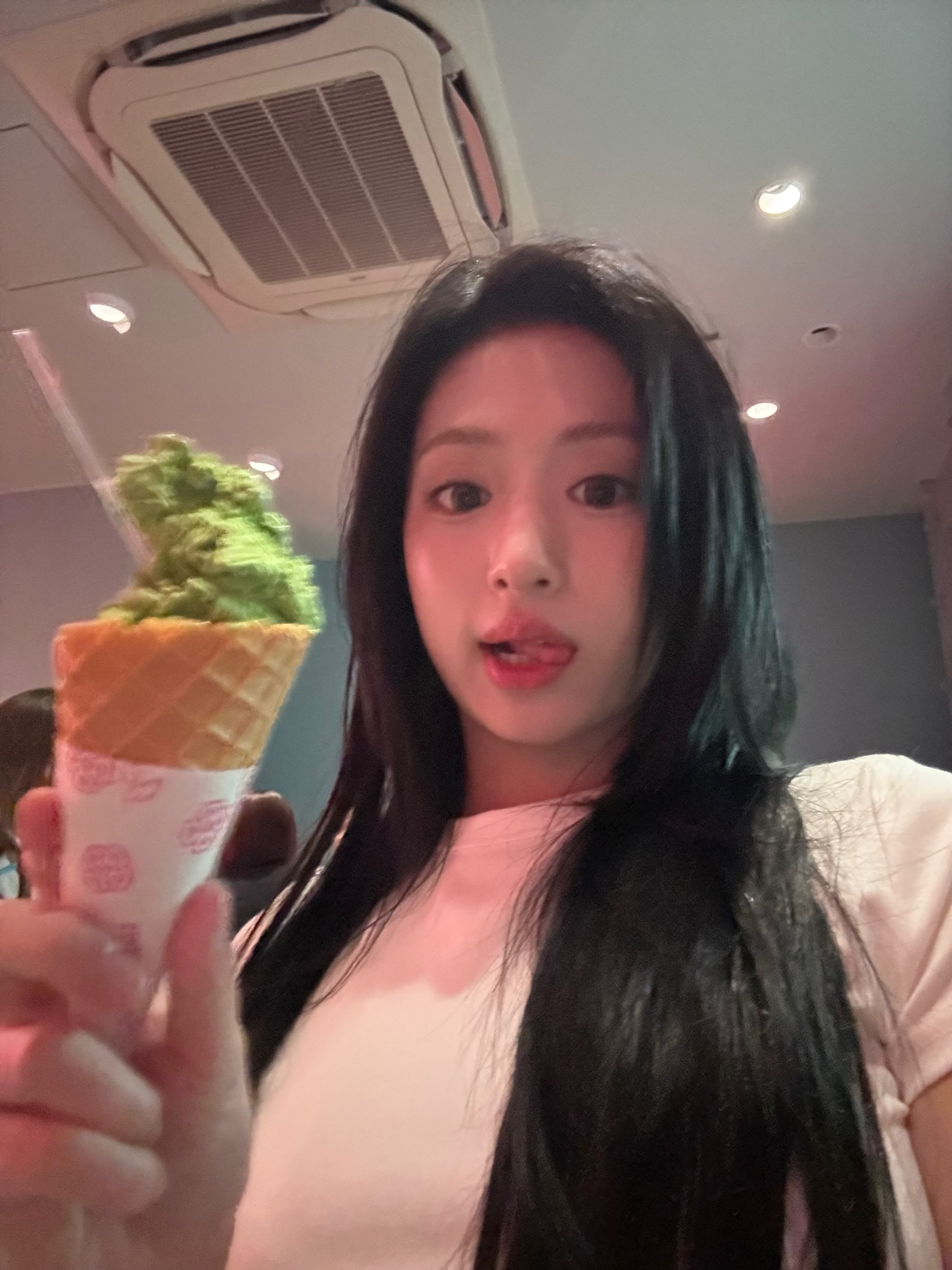 260820 wvs更新ahyeon郑雅贤郑雅譞郑雅娴